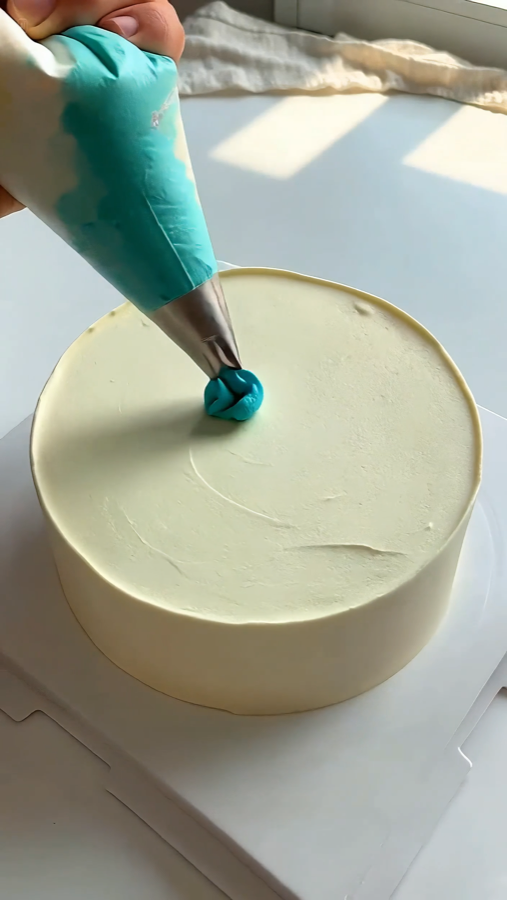 Cake Decorating still
